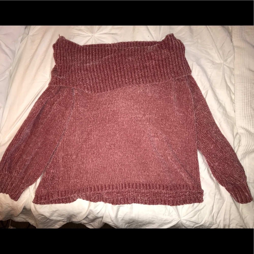 Off shoulder chunky sweater